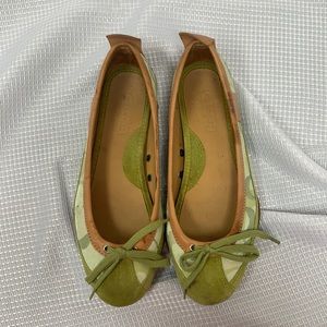 Coach Green Flats